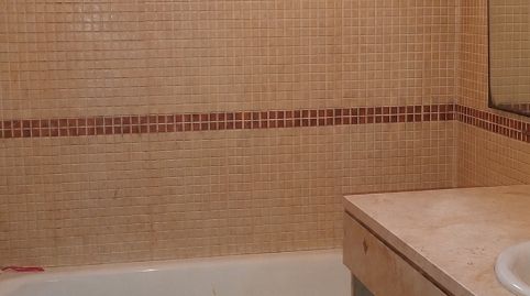 Foto 5 de Casa adosada en venta en Pioz, Guadalajara