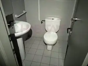 Bany de Local en venda en Zaragoza