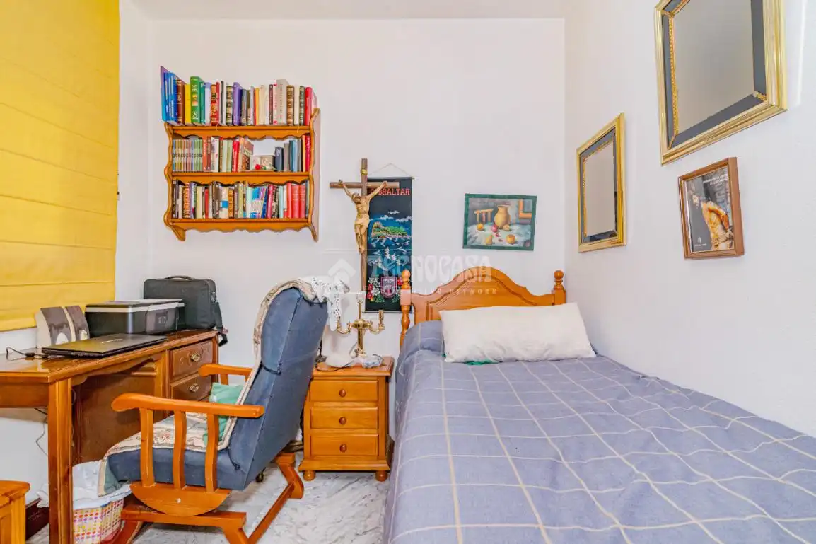 Bedroom of Flat for sale in Lucena  with Air Conditioner, Heating and Furnished