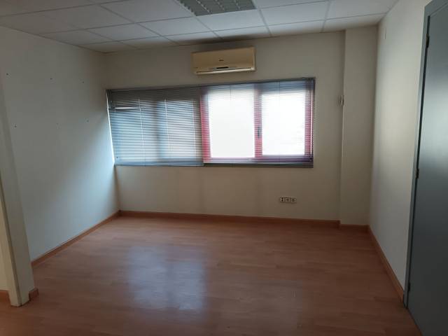 Local comercial en Alquiler en Carrer de la Indústria, 14 en Les Borges Blanques