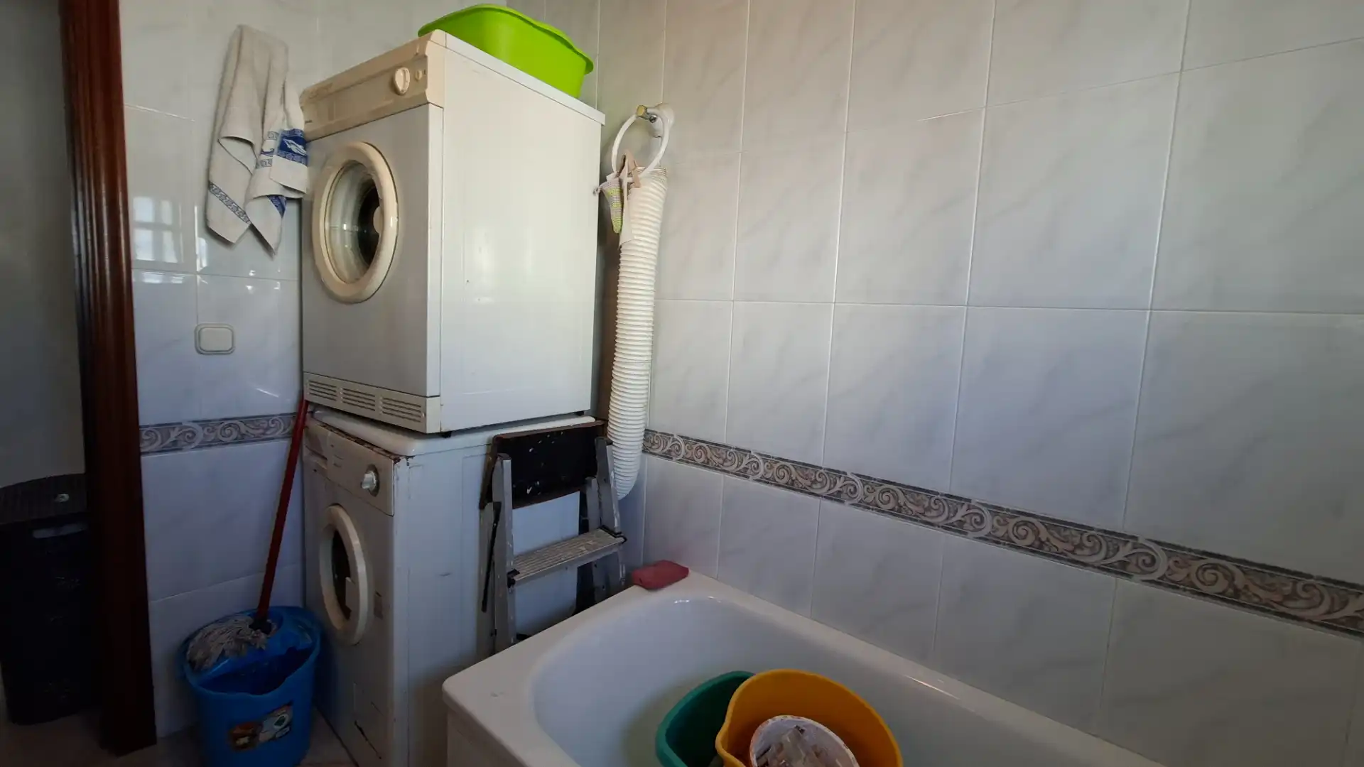 Bathroom of Houses for sale in Chiclana de la Frontera  with Private garden, Terrace and Storage room