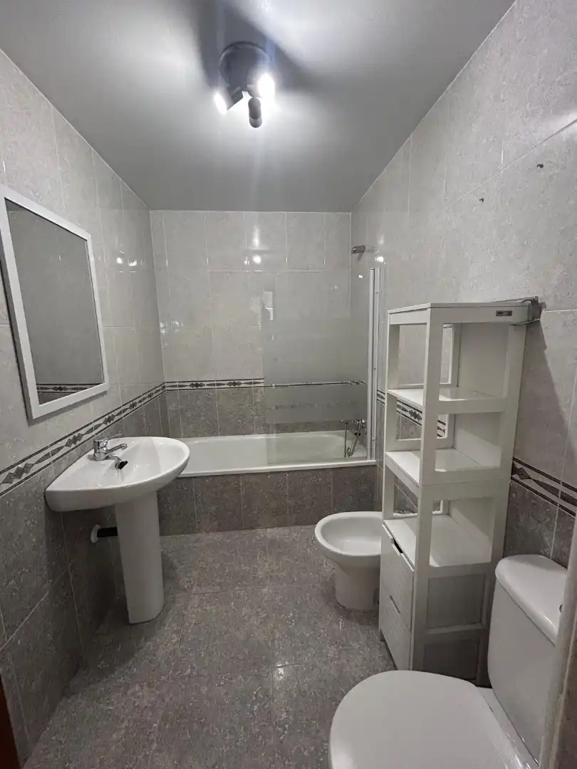 Baño de Piso de alquiler en Almendralejo con Trastero y Amueblado