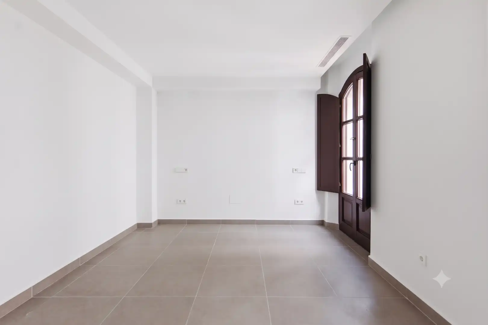 Casa adosada en venda en Estepona amb Aire condicionat i Terrassa
