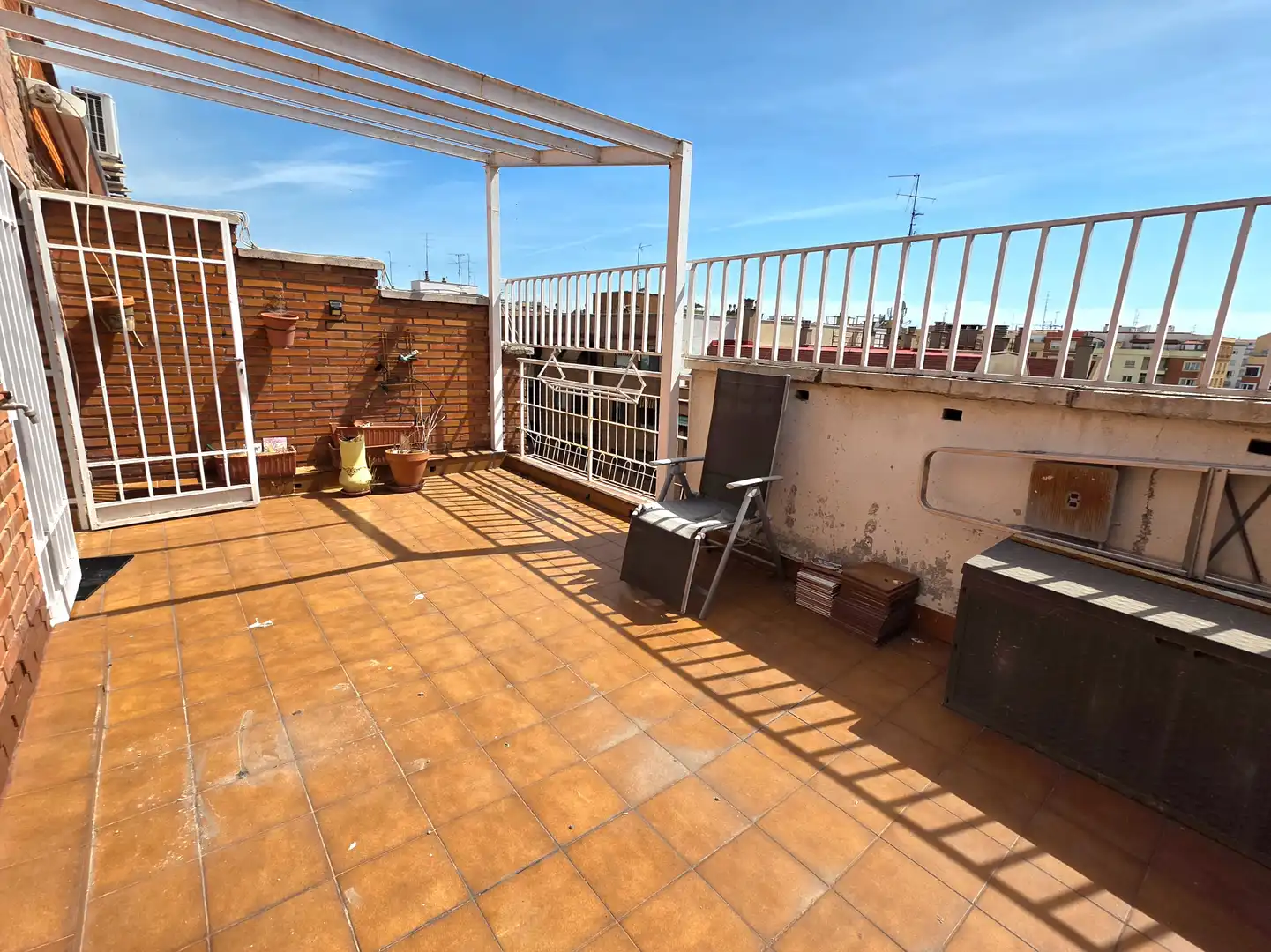 Terraza de Ático en venta en Madrid con Aire acondicionado, Calefacción y Parquet