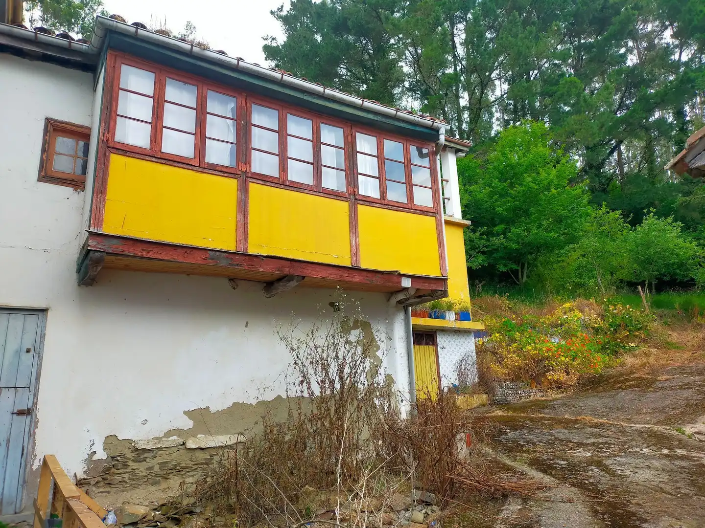 Außenansicht von Country house zum Verkauf in Pravia mit Terrasse und Abstellraum