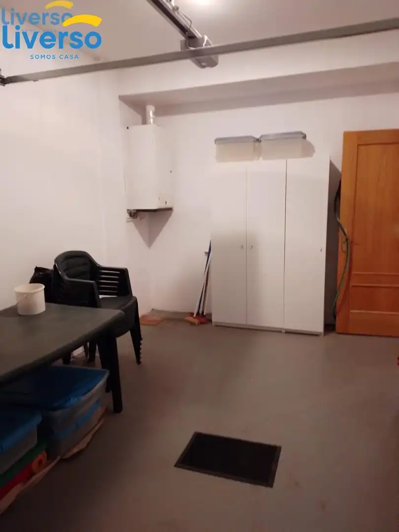 Einfamilien-Reihenhaus zum Verkauf in Pradoluengo mit Heizung, Privatgarten und Parkett