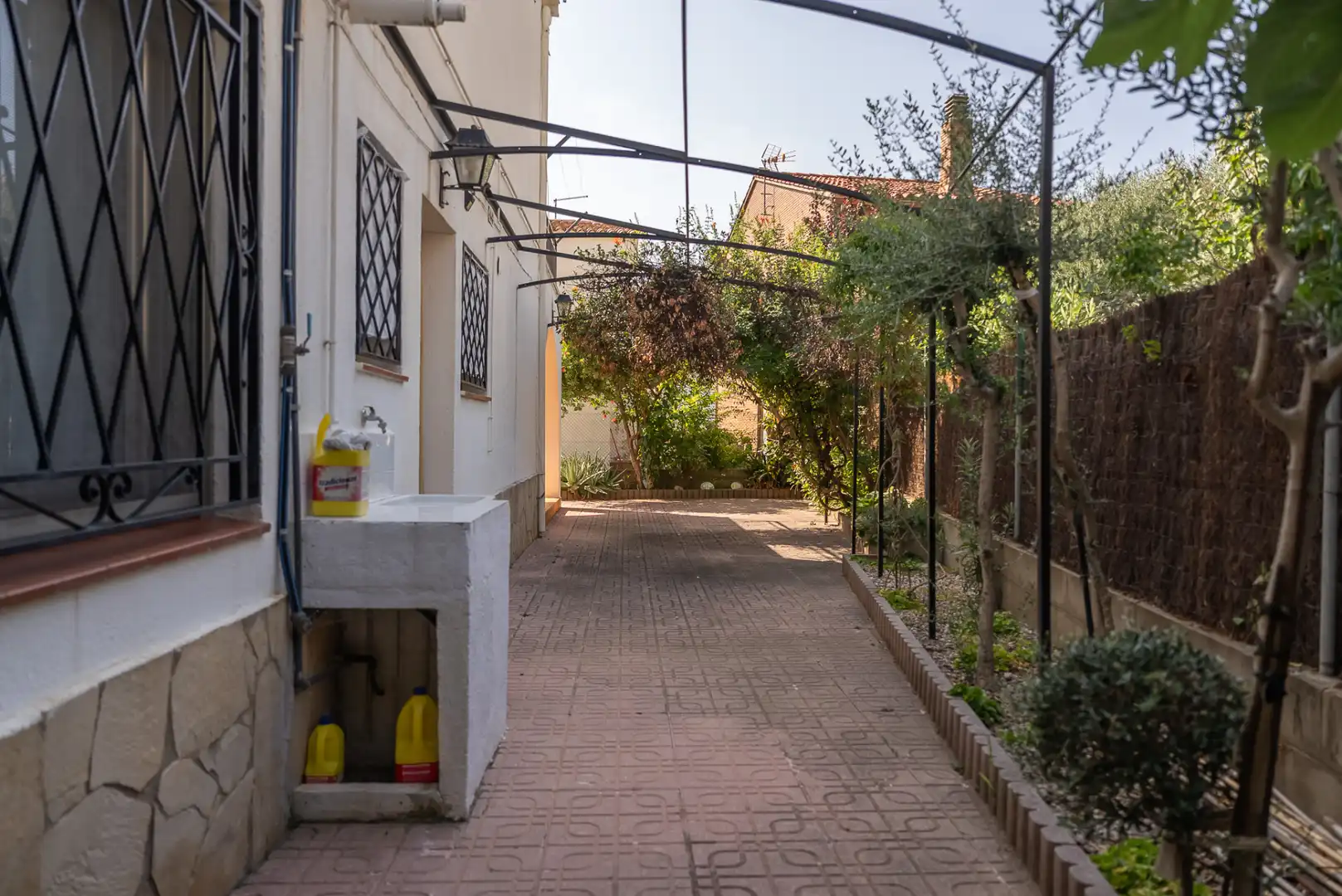 Jardín de Casa o chalet en venta en Pineda de Mar con Aire acondicionado, Calefacción y Trastero