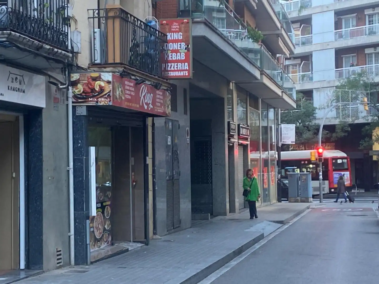 Vista exterior de Local de lloguer en Barcelona amb Aire condicionat