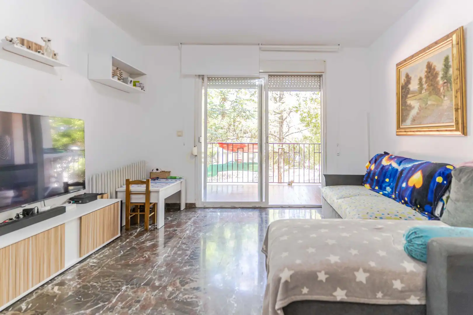 Habitación de Apartamento en venta en Granada con Aire acondicionado