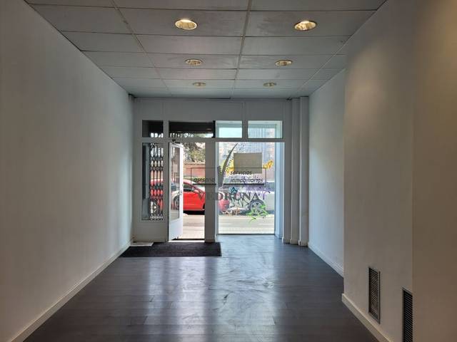 Local comercial en Venta en Avenida del Tenor Fleta en San José Alto