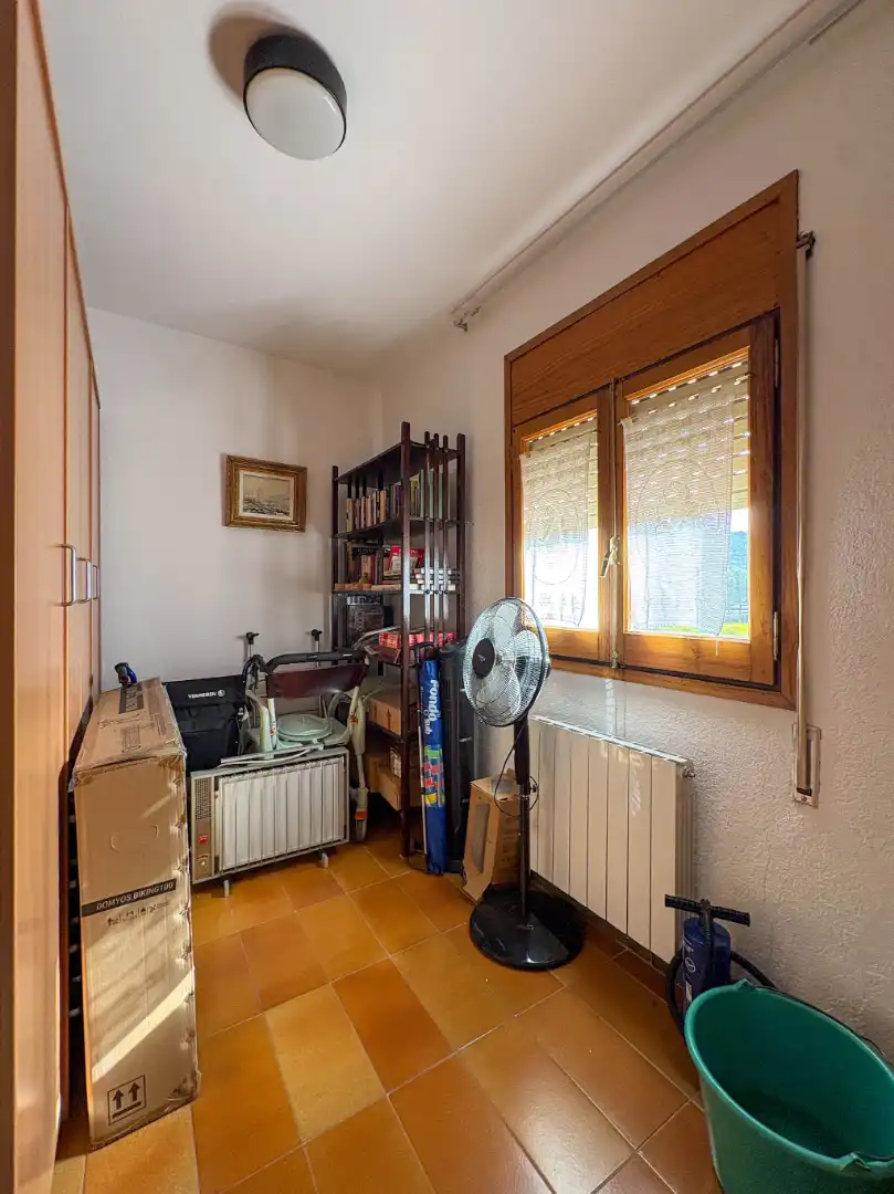 Casa adosada en venda en Quart amb Calefacció, Terrassa i Balcó