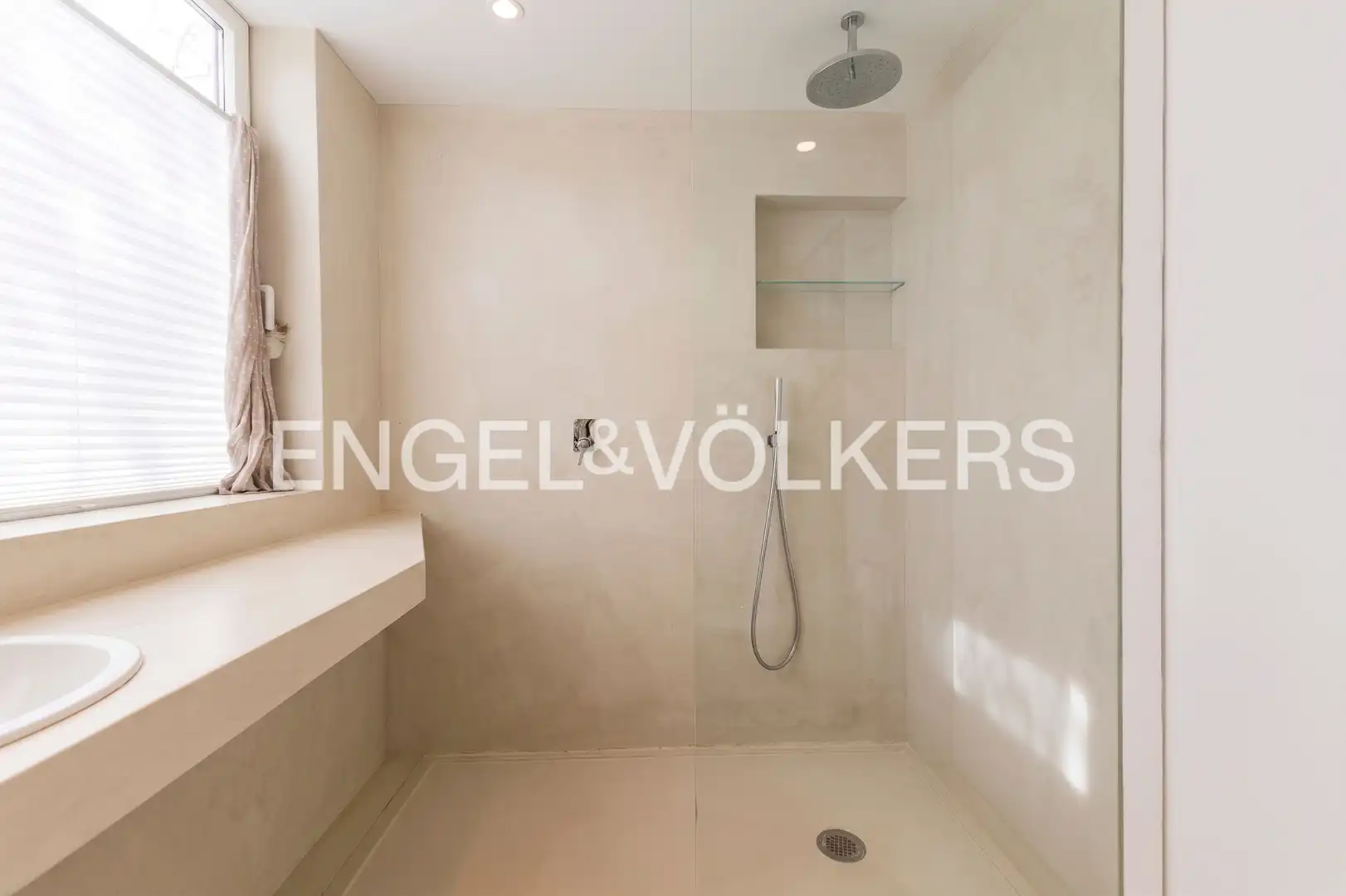 Baño de Casa o chalet en venta en Torrelodones con Calefacción, Jardín privado y Terraza