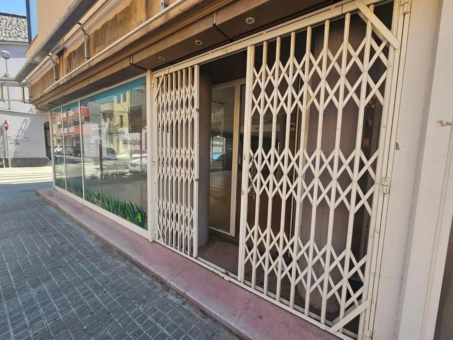Business premises for sale in Carrer MARTI GRIVE, imagen 9