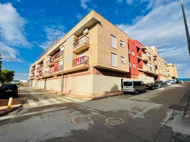 Locale commerciale in vendita a Calle Infanta Cristina