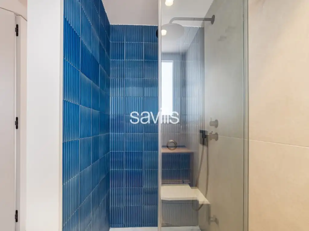 Badezimmer von Wohnungen zum Verkauf in Barcelona mit Klimaanlage, Möbliert und Balkon