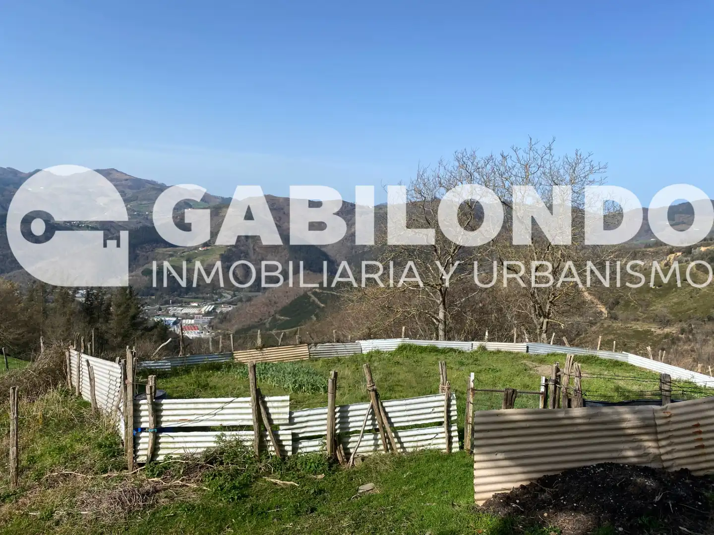 Casa adosada en venta en Elgoibar con Jardín privado, Trastero y Horno