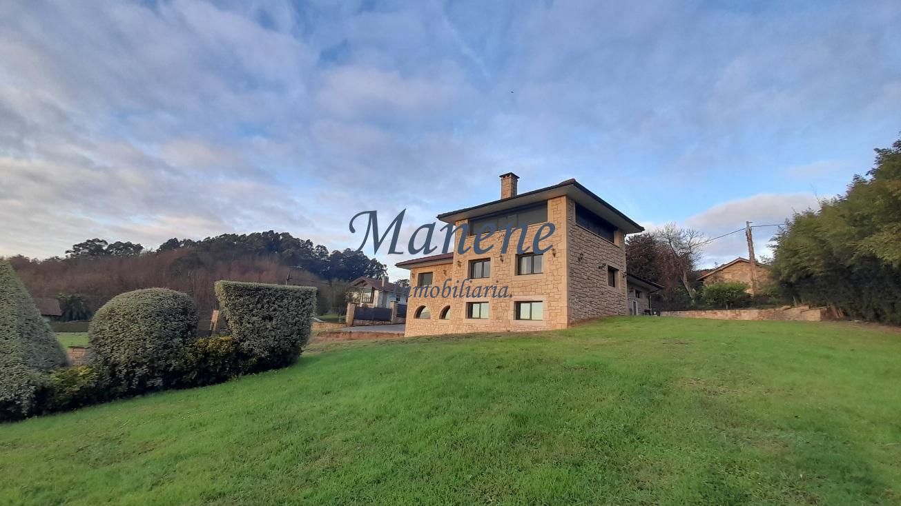 Exterior view of Country house for sale in Loiu  with Air Conditioner, Heating and Private garden