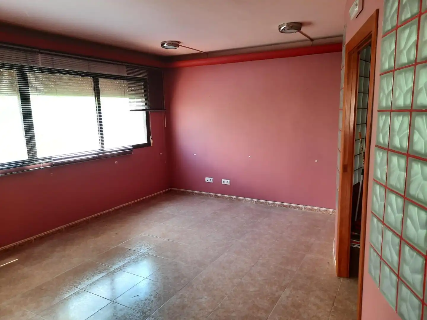 Habitación de Planta baja en venta en Almansa