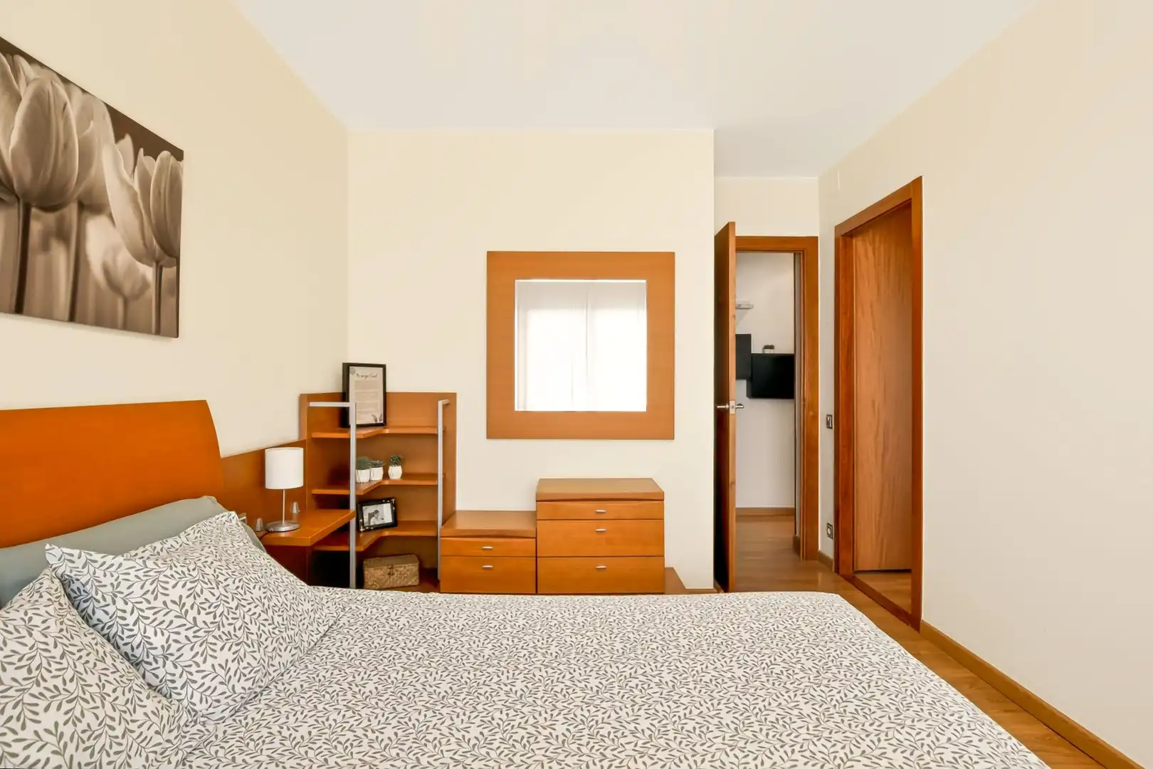Schlafzimmer von Wohnung zum Verkauf in Sant Quirze del Vallès mit Klimaanlage, Heizung und Balkon