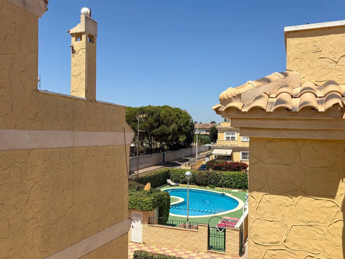 Swimming pool of Detached homes for rent in Torrevieja  with Air Conditioner, Heating and Private garden