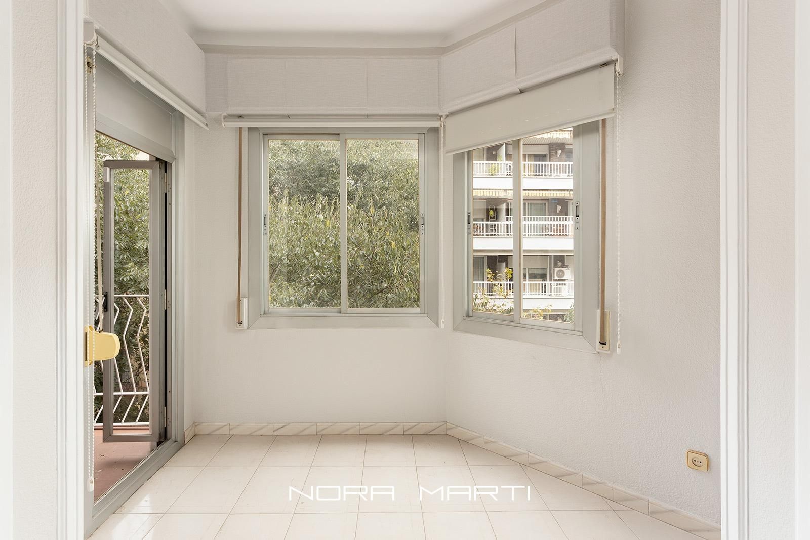 Habitación de Piso en venta en  Barcelona Capital con Aire acondicionado, Balcón y Alarma