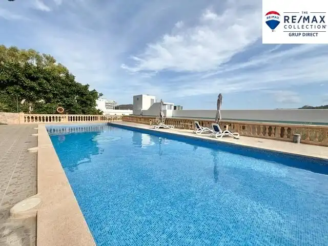 Piscina de Ático en venta en Calvià con Aire acondicionado, Terraza y Amueblado