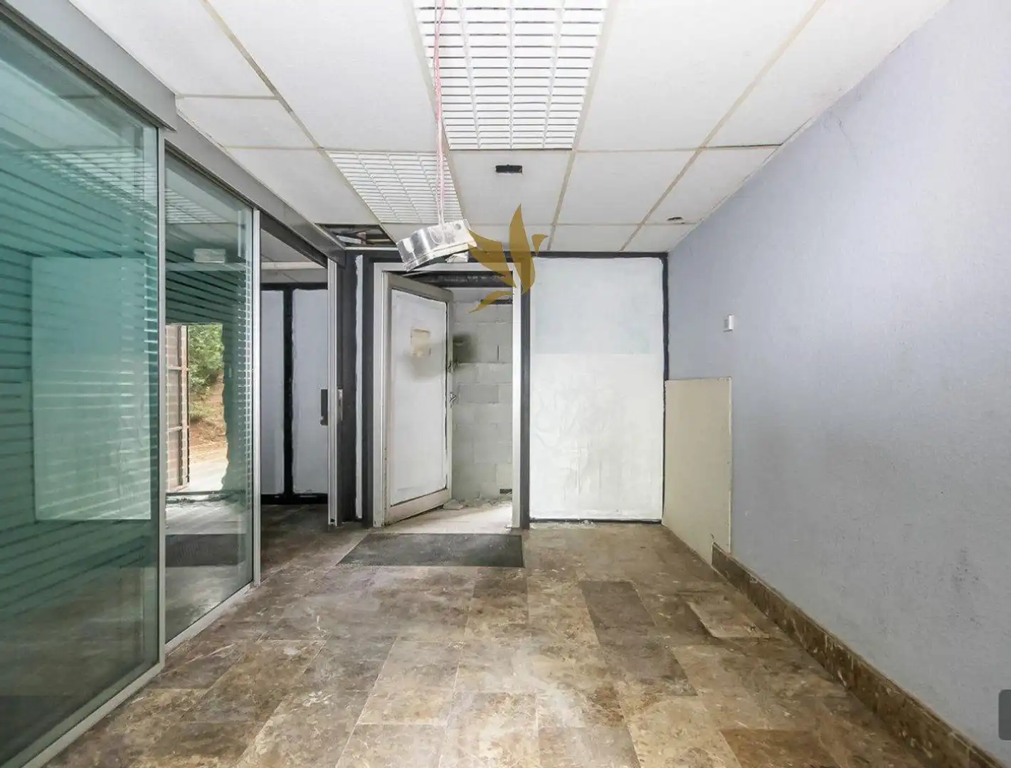 Business premises for sale in CALLE DE FLUVIÀ