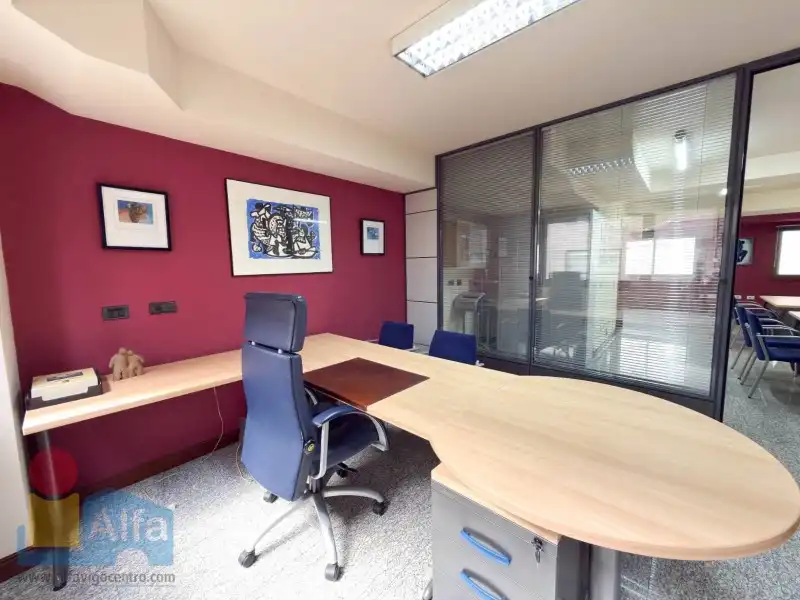 Office for sale in Vigo   with Alarm