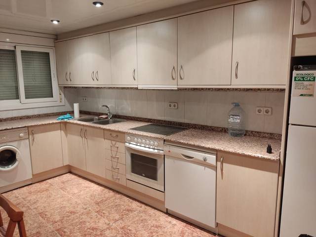 Casa-chalet en Venta en N/A en Zaidín