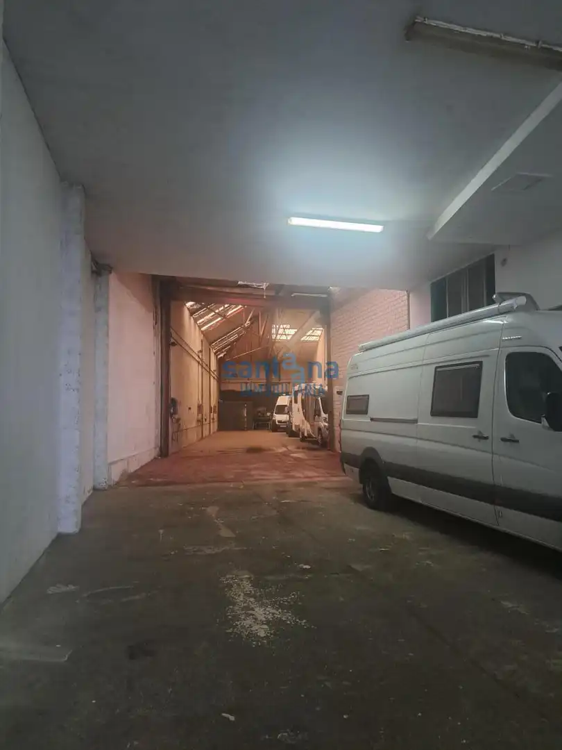 Locale commerciale in affitto a Villaquilambre, imagen 3
