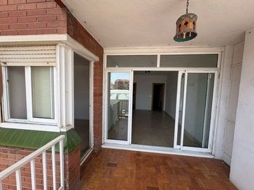 Pis amb ascensor en venda a Riera Blanca 180