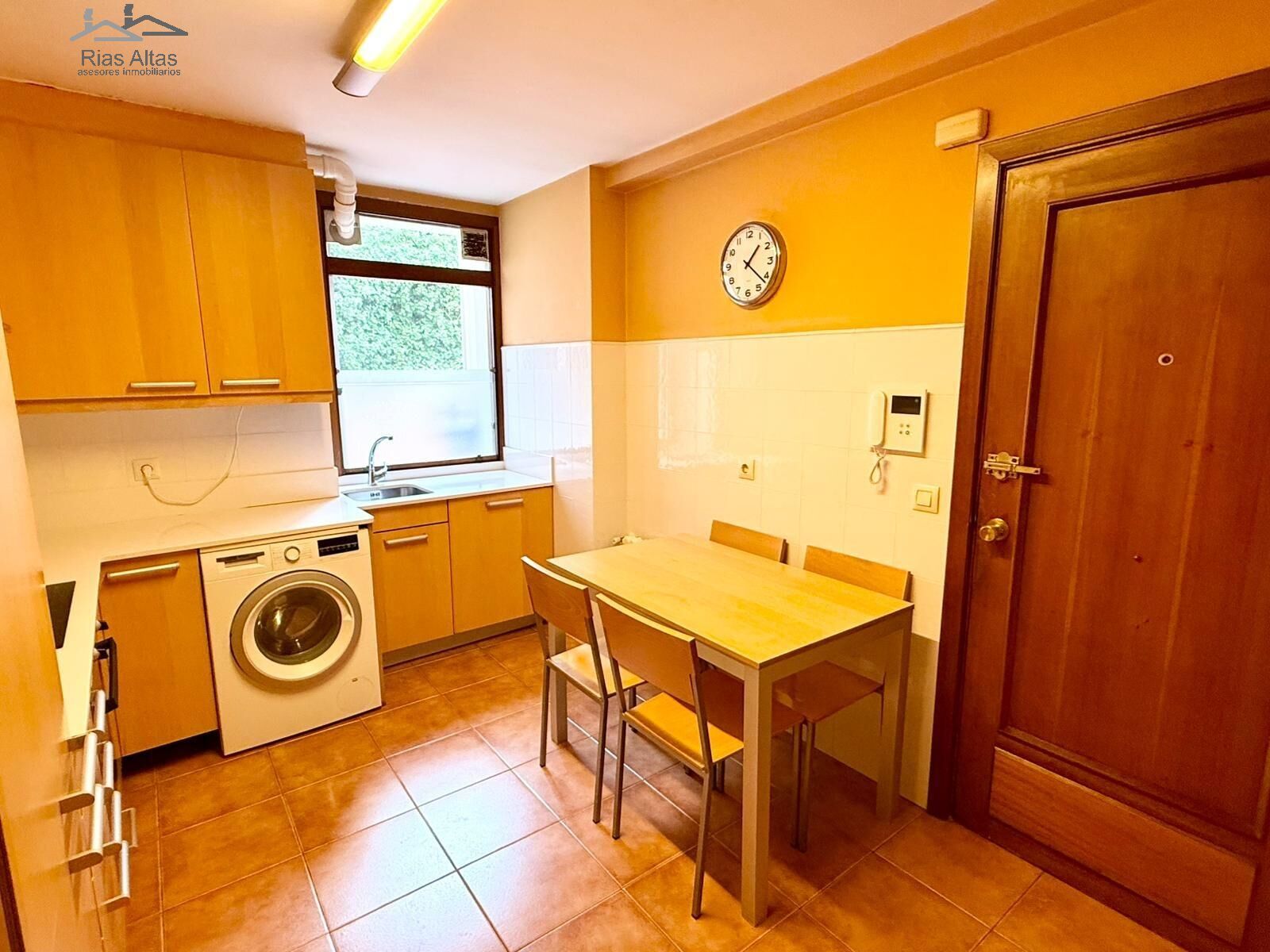 Kitchen of Flat for sale in A Coruña Capital   with Heating and Parquet flooring