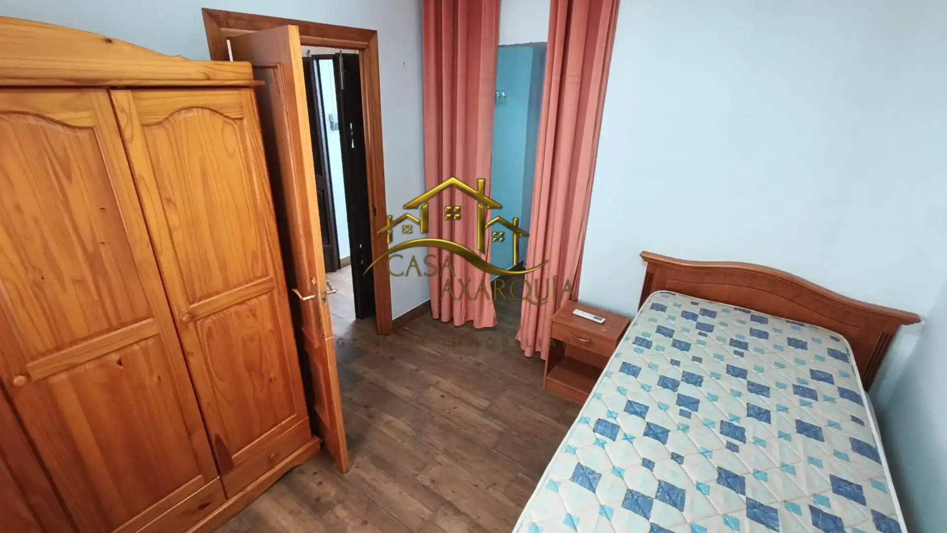Dormitori de Casa o xalet en venda en Vélez-Málaga amb Aire condicionat, Traster i Moblat