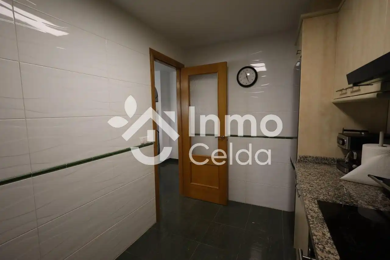 Casa adosada en venta en Chiva con Aire acondicionado, Calefacción y Terraza