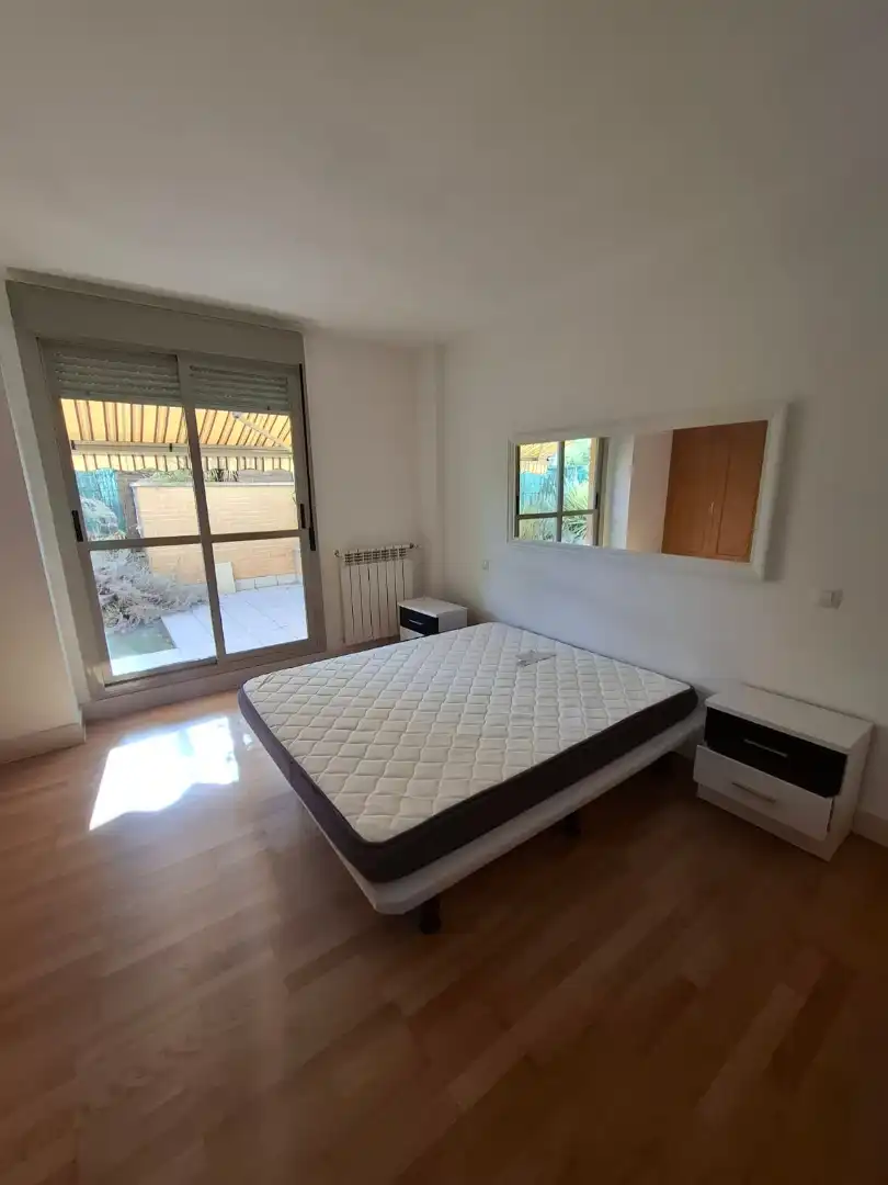 Schlafzimmer von Wohnung zur Miete in Villaviciosa de Odón mit Klimaanlage, Heizung und Parkett