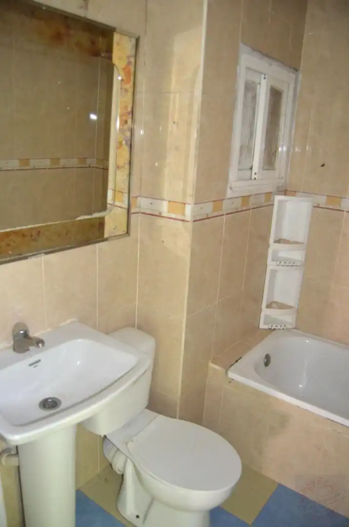 Bany de Pis en venda en Reus amb Balcó