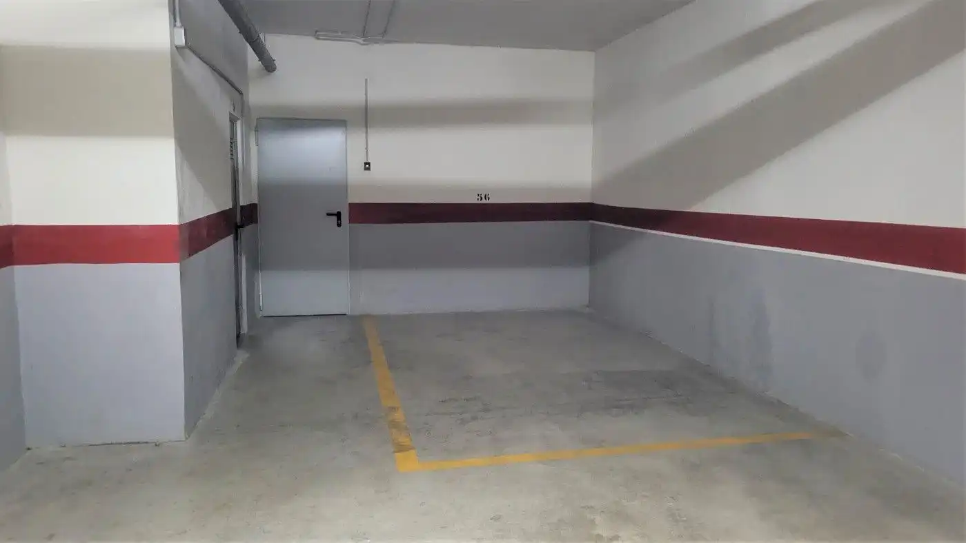 Garatge en venda a Calle Maestro José Ramón Sáez, Juan de Borbón