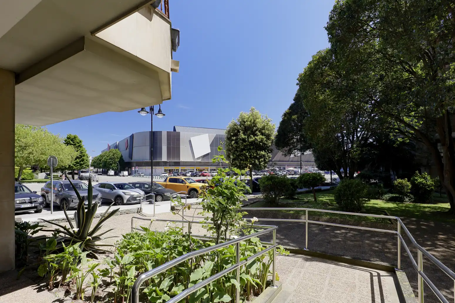 Außenansicht von Dachboden zum Verkauf in Gijón  mit Heizung, Privatgarten und Parkett