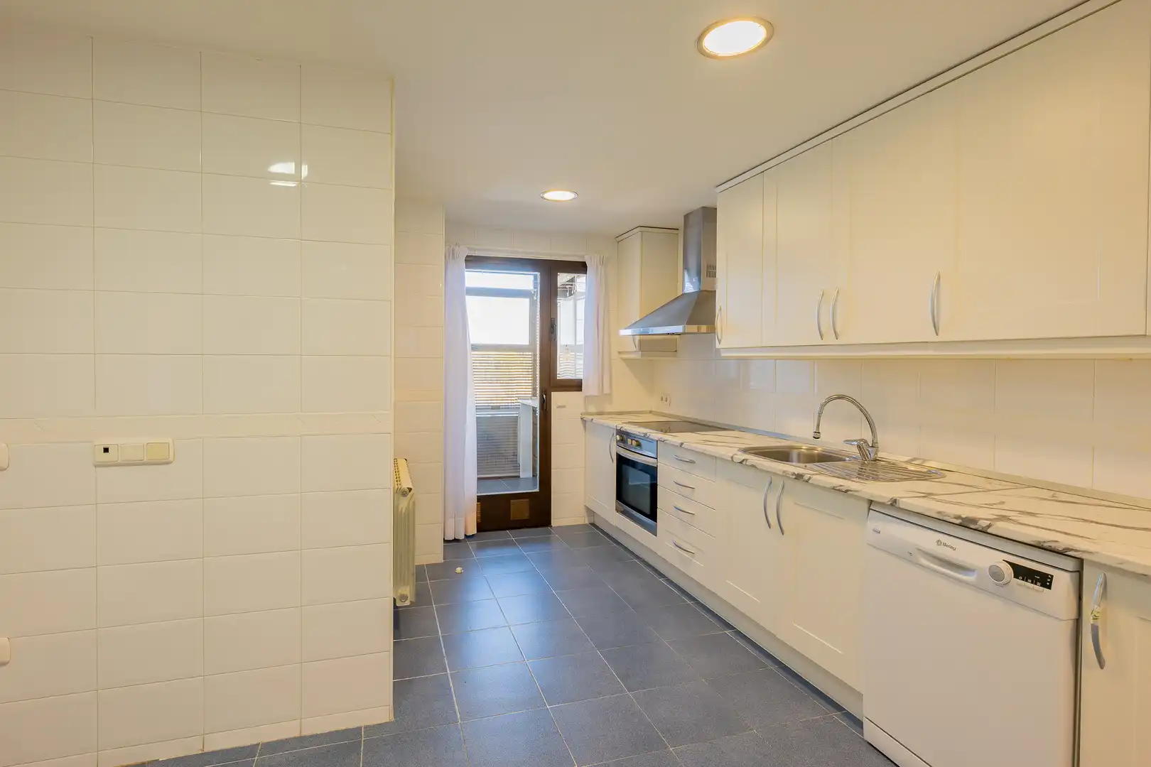 Cocina de Dúplex en venta en Majadahonda con Aire acondicionado, Calefacción y Terraza
