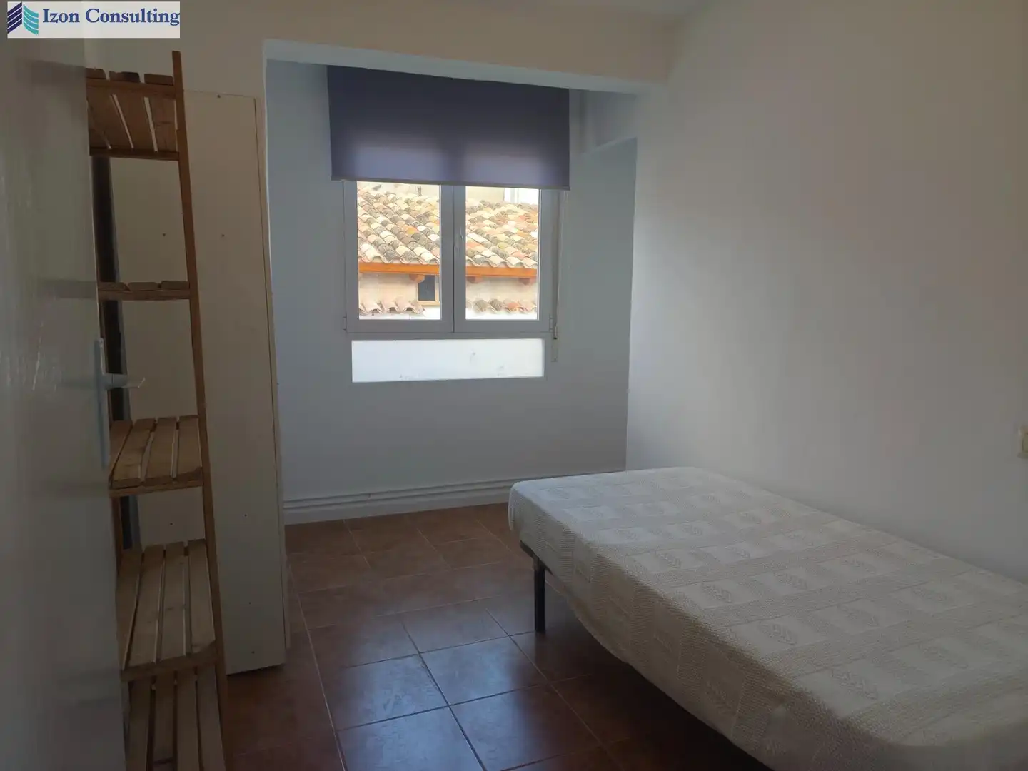 Dormitori de Casa o xalet en venda en Valdeganga amb Calefacció, Terrassa i Balcó