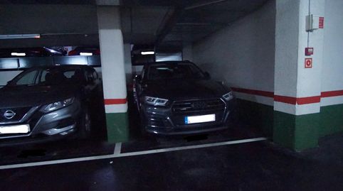 Se vende parcela de garaje abierta de 5.15 de largo por 2.60 de ancho y un trastero de 11 m2. En la zona del ayuntamiento., Bild 2