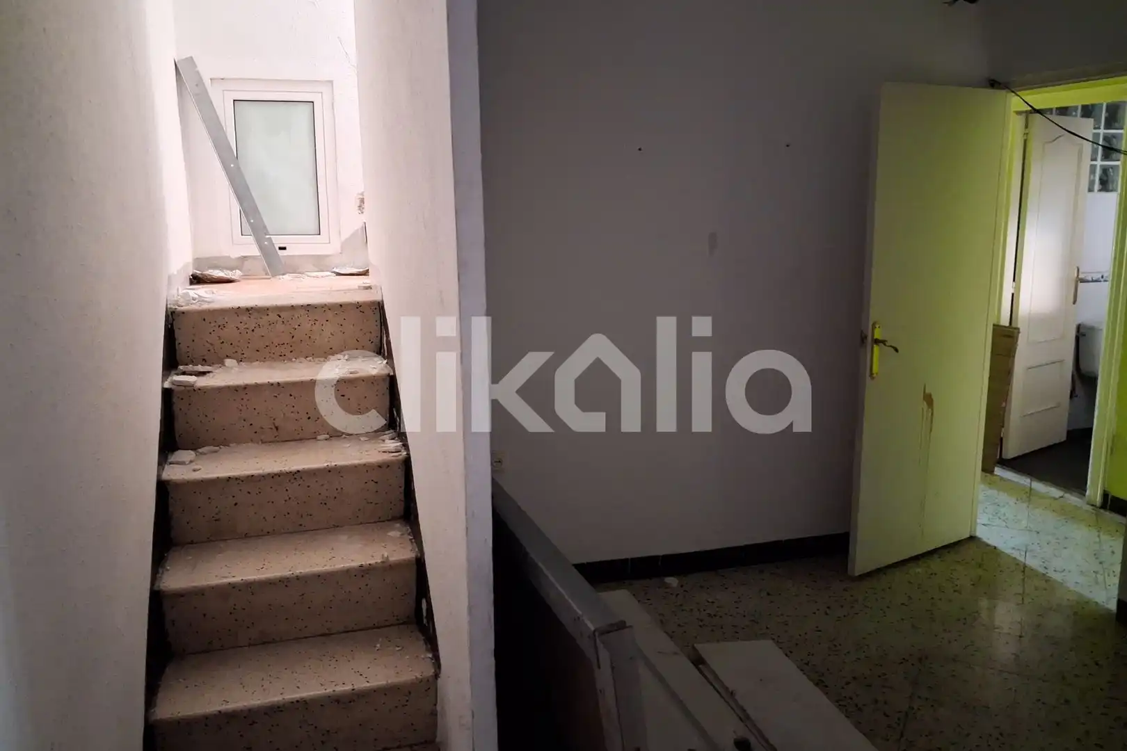 Einfamilien-Reihenhaus zum Verkauf in Sabadell mit Terrasse