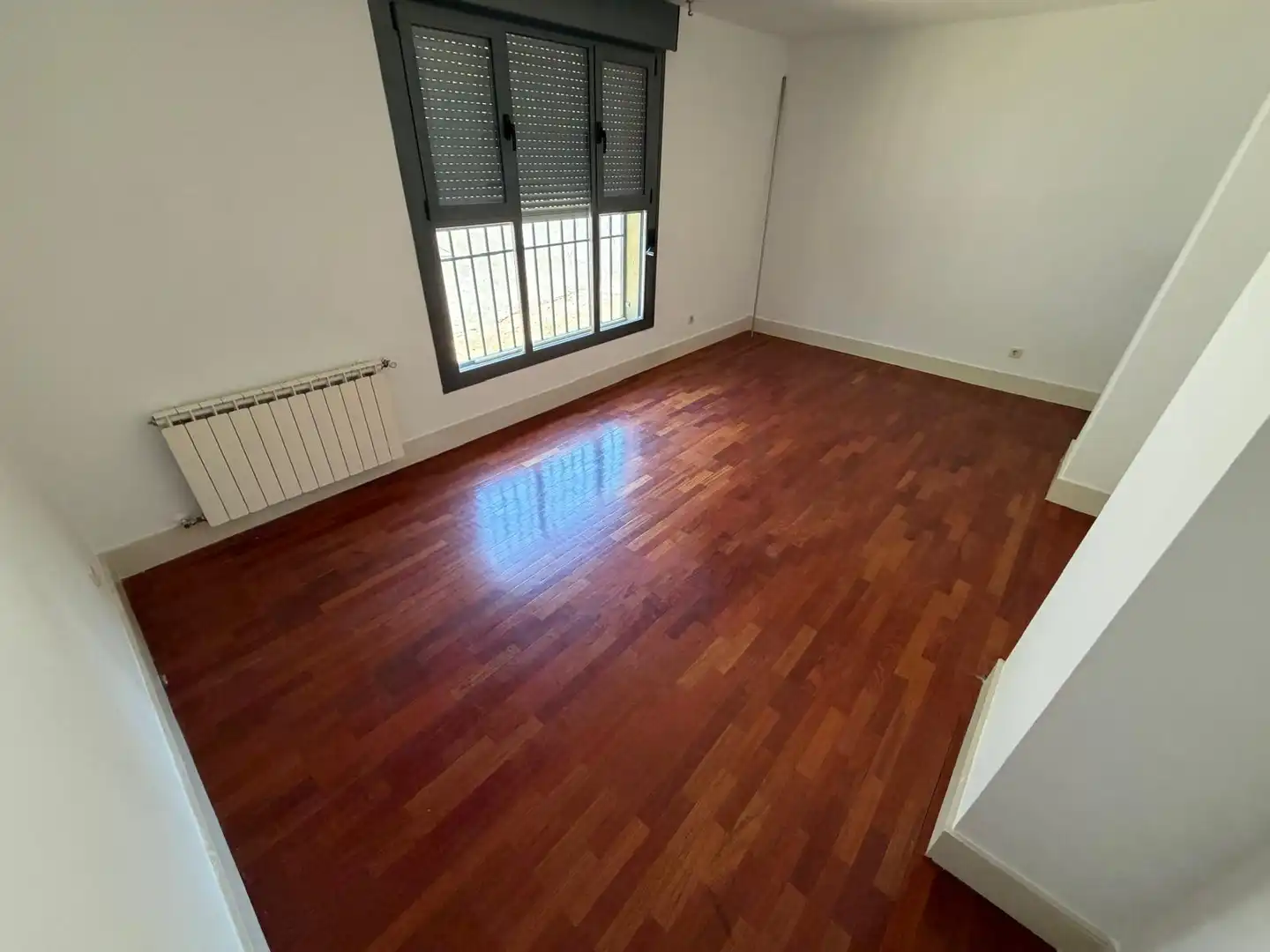 Habitación de Casa o chalet de alquiler en Torrelodones con Calefacción, Jardín privado y Parquet