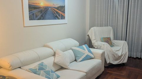 Foto 3 de Piso de alquiler en Coiro, Cangas