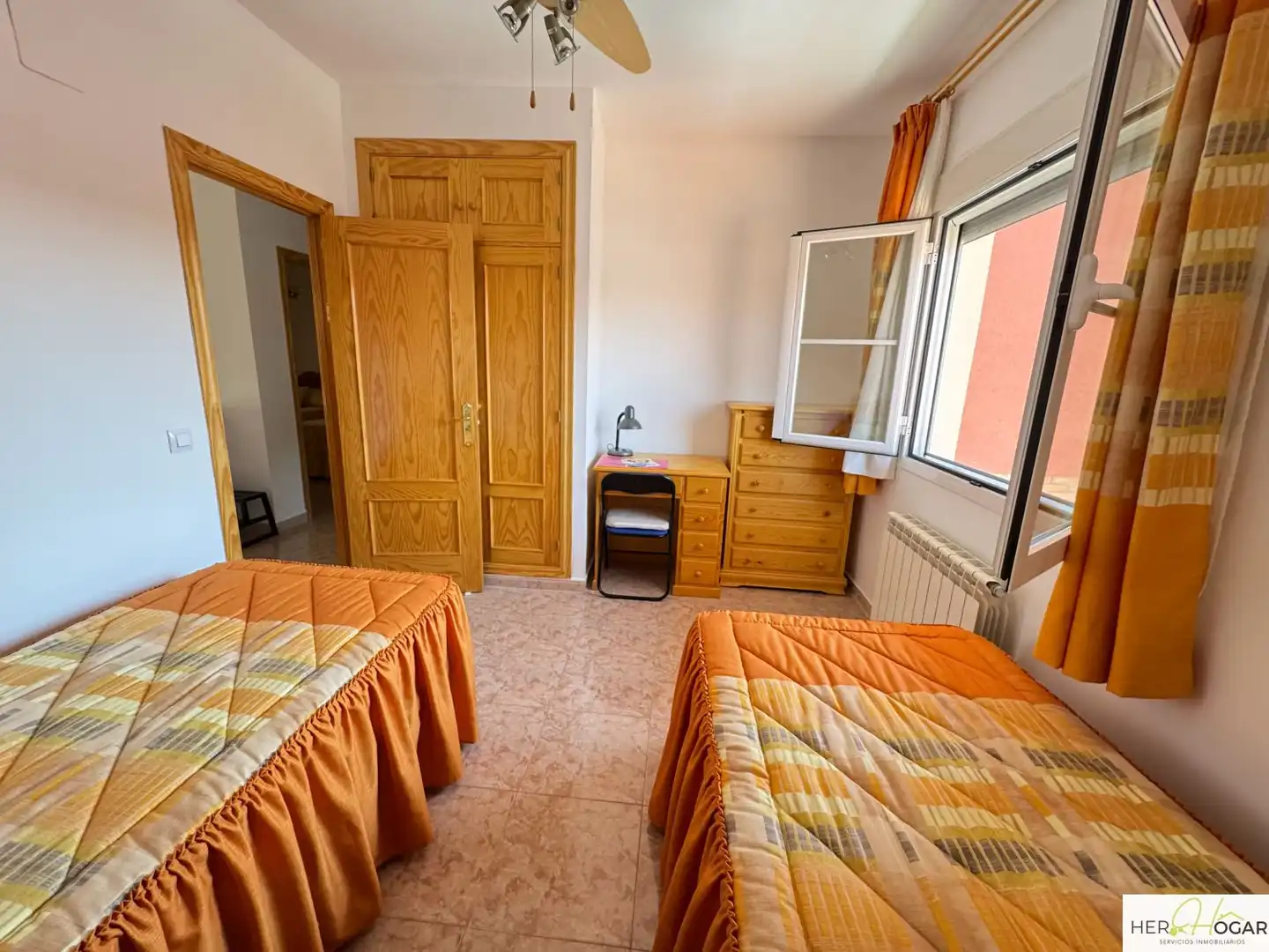 Schlafzimmer von Haus oder Chalet zum Verkauf in Magán mit Heizung und Abstellraum