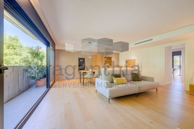 Piso en Venta en RUTLLA en Eixample Sud – Migdia