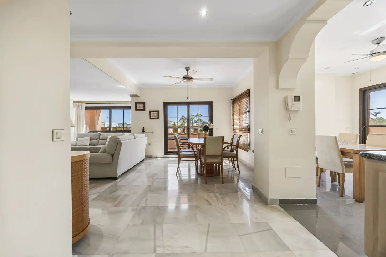 Attique avec terrasse à vendre à Estepona Pueblo, imagen 5