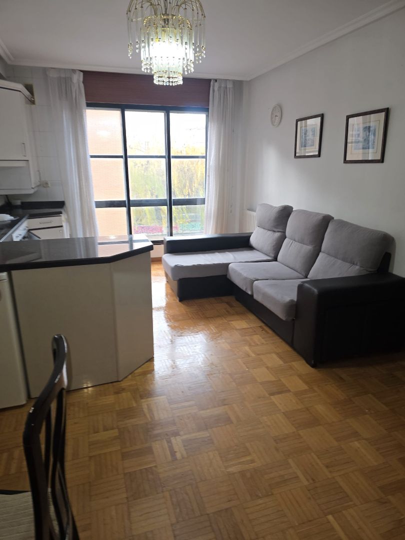 Bedroom of Apartment to rent in Burgos Capital  with Heating and Furnished