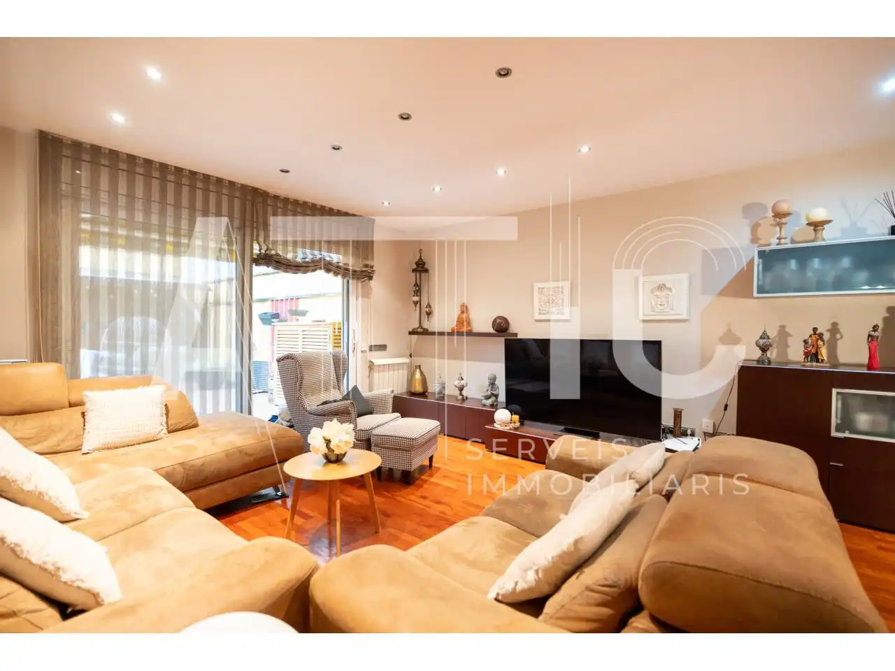 Sala d'estar de Casa o xalet en venda en Sabadell amb Aire condicionat, Calefacció i Parquet
