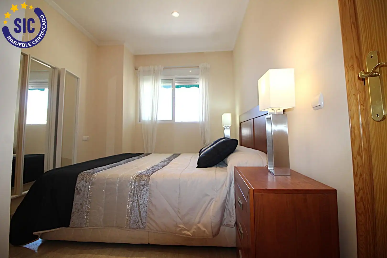 Dormitori de Apartament en venda en Oropesa del Mar / Orpesa amb Aire condicionat, Terrassa i Moblat